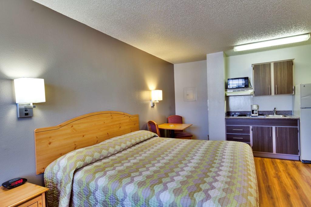 Studio 6-Dallas, Tx - Garland - Northeast 리처드슨 외부 사진